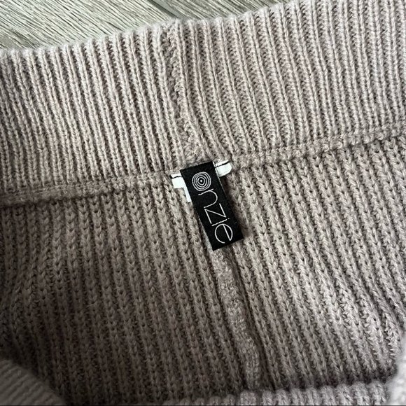 Onzie hot yoga ballet pants mauve knit jogger M/L - Picture 4 of 4